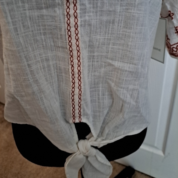 NWT Boho Calligraphie Cream Blouse With Front Tie Size S - Picture 3 of 13